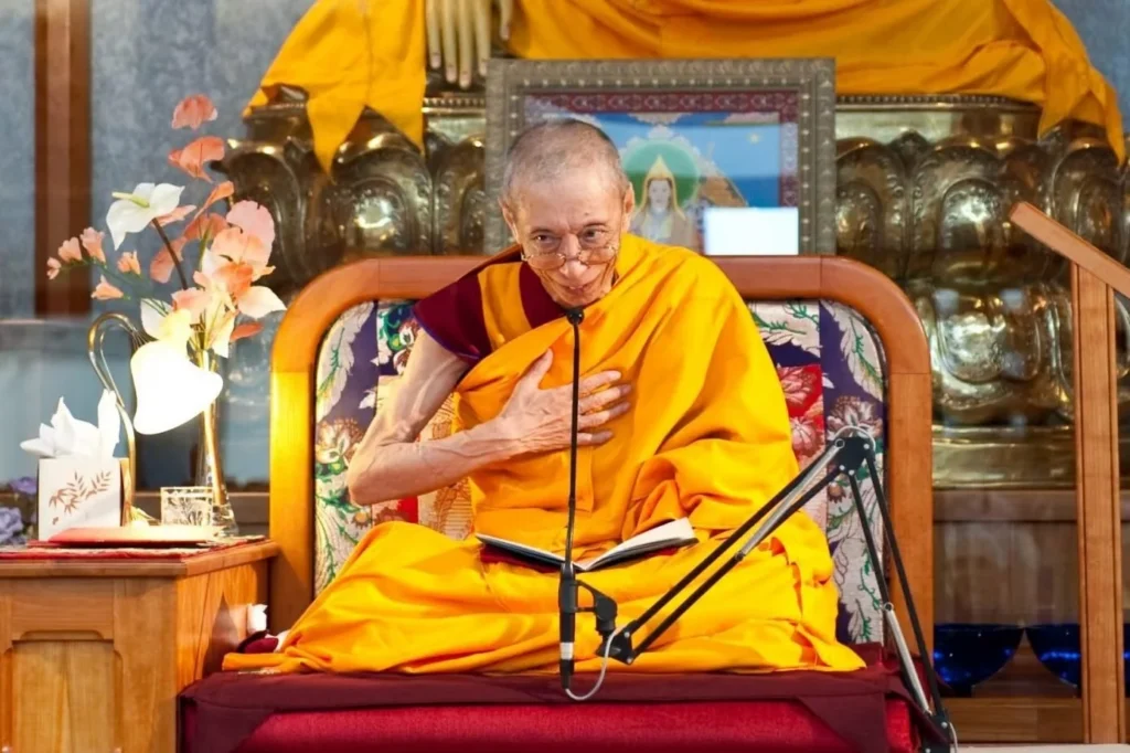 Geshe Kelsang Gyatso Rinpoche tanitas 4